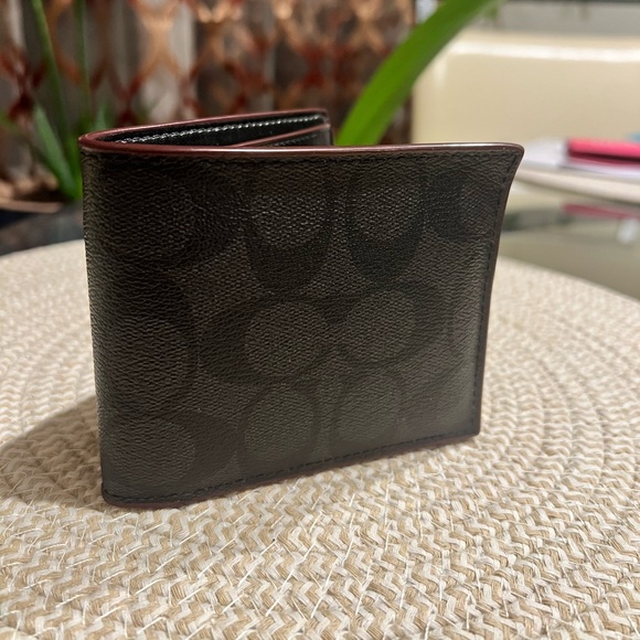 COACH 3 In 1 Wallet Signature Canvas - Picture 1 of 9
